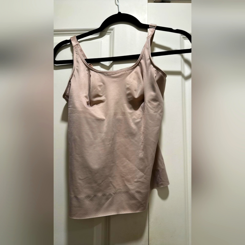 lumina camis in pale